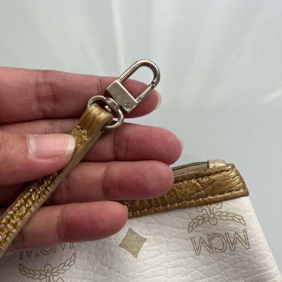 MCM Pouch - Picture 3 of 7